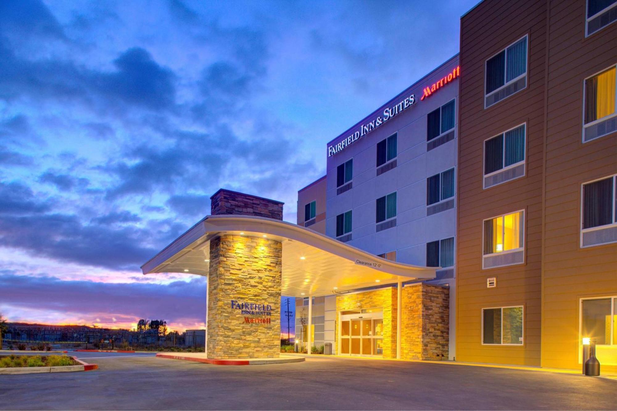 Fairfield Inn & Suites By Marriott Hollister Exterior photo